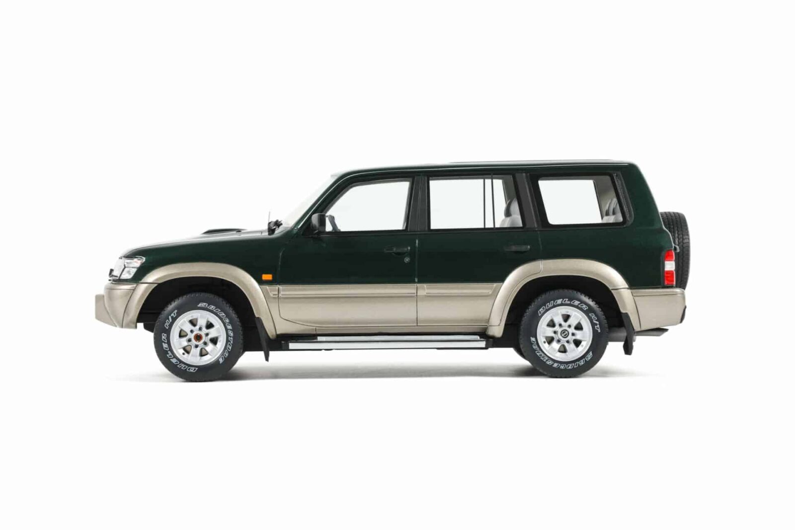 Otto Mobile - 1:18 Nissan Patrol GR Y61 Green 1998