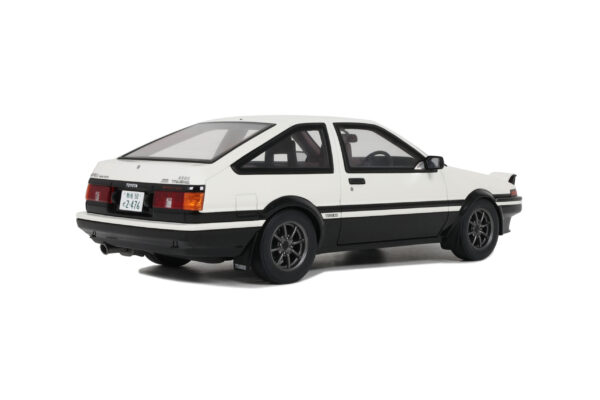 Otto Mobile 1:18 Toyota Sprinter Trueno AE86 White 1985 (OT444B)