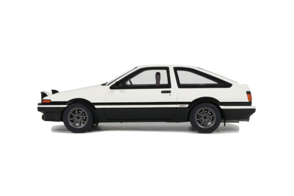 Otto Mobile 1:18 Toyota Sprinter Trueno AE86 White 1985 (OT444B)