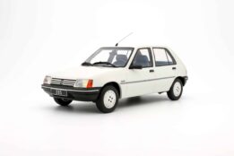 Otto Mobile - 1:18 Peugeot 205 ジュニア・ホワイト 1988