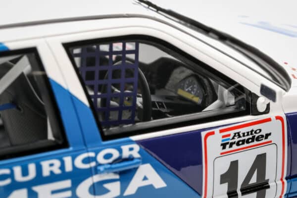 Otto Mobile - 1:18 Volvo 850 Estate BTCC Jan Lammers 1994 - Limited Edition Resin Model