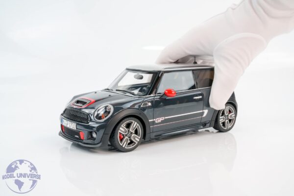 Otto Mobile - 1:18 Mini JCW GP2 (R56) Thunder Grey Metallic 2012 - Limited Edition Resin Model 8 Otto Mobile - 1:18 Mini JCW GP2 (R56) Thunder Grey Metallic 2012 - Limited Edition Resin Model