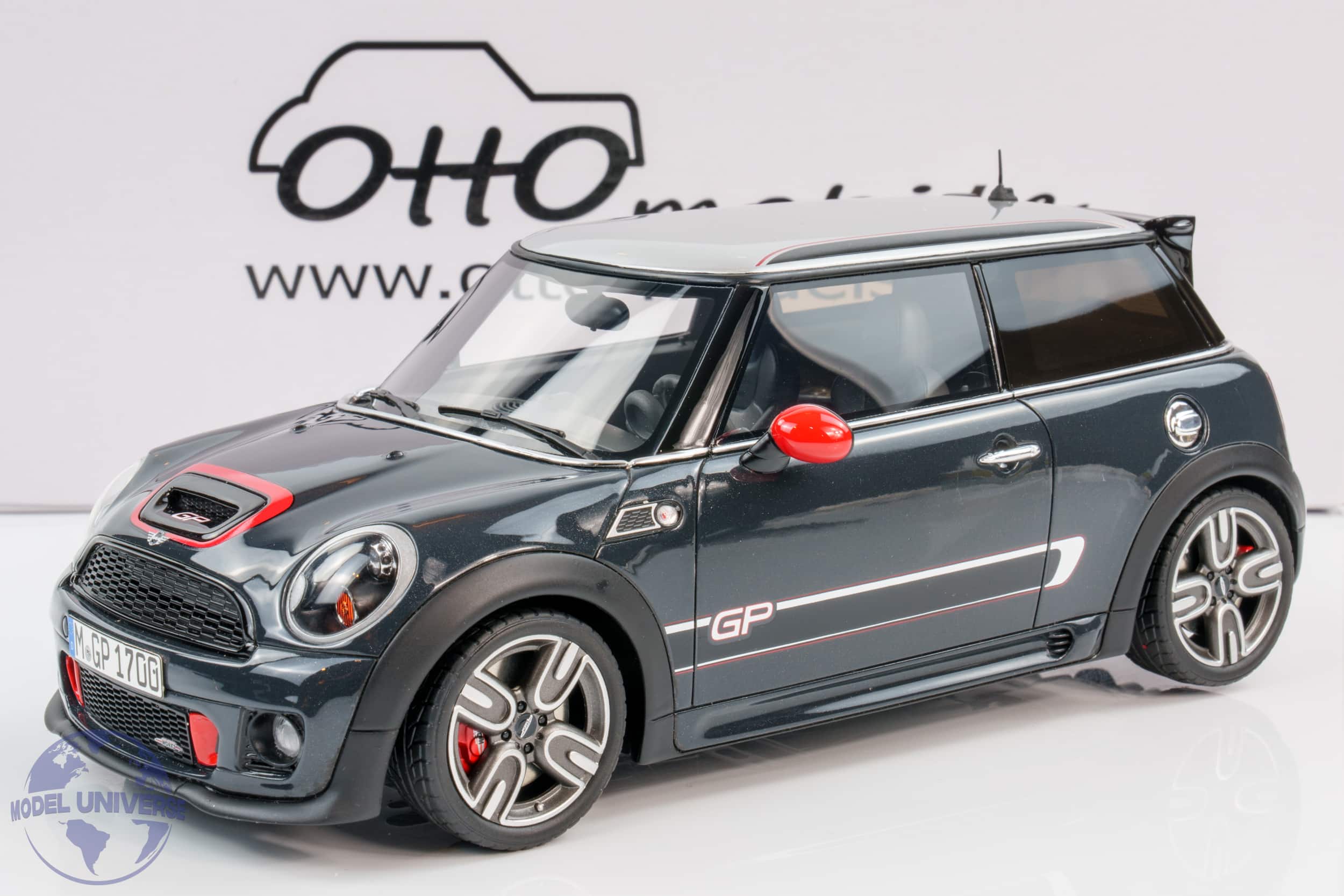 Otto Mobile - 1:18 Mini JCW GP2 (R56) Thunder Grey Metallic 2012 - Limited Edition Resin Model