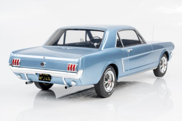 Otto Mobile - 1:12 Ford Mustang Hard Top 1965 Pony Blue - Limited Edition Resin Model 14 Otto Mobile - 1:12 Ford Mustang Hard Top 1965 Pony Blue - Limited Edition Resin Model