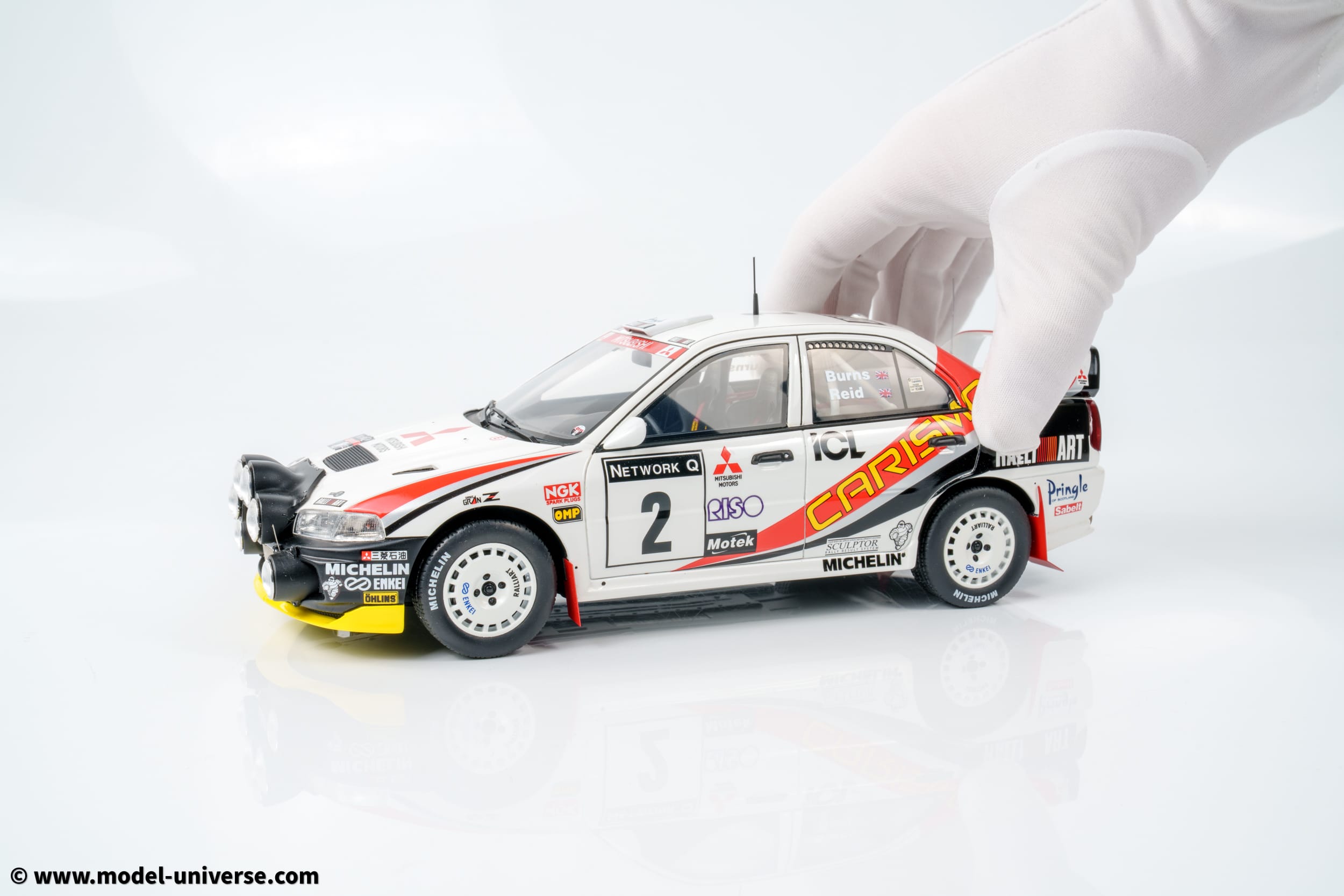 Otto Mobile - 1:18 Mitsubishi Carisma GT GR.A Richard Burns RAC