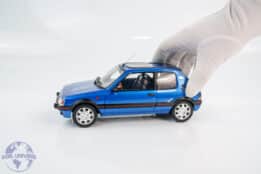Otto - 1:18 Peugeot 205 1.9 GTI Le Mans Miami Blue 1991 - Limited Edition Resin Model