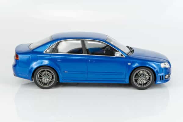 Otto Mobile - 1:18 Audi RS4 B7 Sedan Sprint Blue 2007 (OT1215) - Limited Edition Resin Model 14 Otto Mobile - 1:18 Audi RS4 B7 Sedan Sprint Blue 2007 (OT1215) - Limited Edition Resin Model