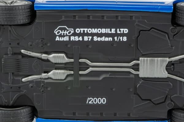 Otto Mobile - 1:18 Audi RS4 B7 Sedan Sprint Blue 2007 (OT1215) - Limited Edition Resin Model 17 Otto Mobile - 1:18 Audi RS4 B7 Sedan Sprint Blue 2007 (OT1215) - Limited Edition Resin Model