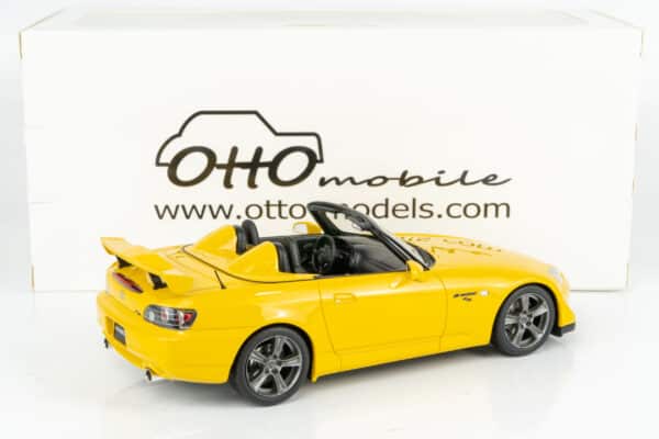 Otto Mobile - 1:18 Honda S2000 CR New Indy Yellow Pearl (OT1231) Limited Edition Resin Model 9 Otto Mobile - 1:18 Honda S2000 CR New Indy Yellow Pearl (OT1231) Limited Edition Resin Model