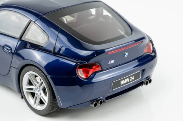 Otto Mobile - 1:18 BMW Z4 M Coupe Interlagos Blue Metallic 2006 (OT499) Limited Edition Resin Model 17 Otto Mobile - 1:18 BMW Z4 M Coupe Interlagos Blue Metallic 2006 (OT499) Limited Edition Resin Model