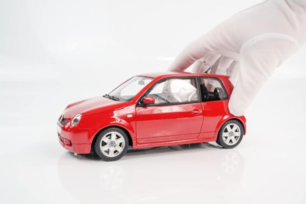 Otto - 1:18 Volkswagn Lupo GTI Tornado Red 2001 - Limited Edition Resin Model 8 Otto - 1:18 Volkswagn Lupo GTI Tornado Red 2001 - Limited Edition Resin Model