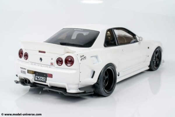 Otto Mobile - 1:18 Nissan Skyline GT-R (R34) KRC Body Kit Pearl White 2019 - Limited Edition Resin Model 12 Otto Mobile - 1:18 Nissan Skyline GT-R (R34) KRC Body Kit Pearl White 2019 - Limited Edition Resin Model