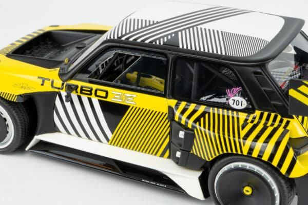 Otto Mobile - 1:18 Renault 5 Turbo 3E E-Tech RMC Look 2024 (OT1171) Limited Edition Resin Model 15 Otto Mobile - 1:18 Renault 5 Turbo 3E E-Tech RMC Look 2024 (OT1171) Limited Edition Resin Model