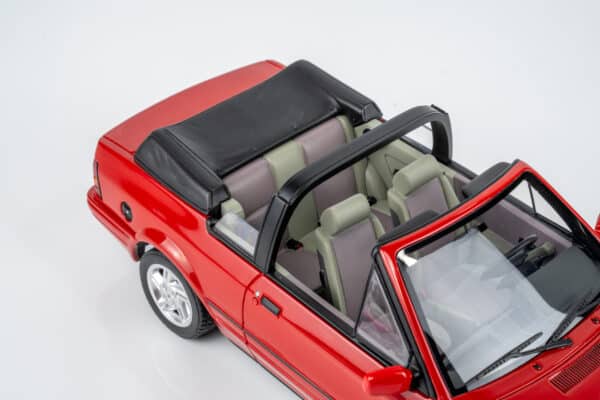 Otto Mobile 1:18 Ford Escort Mk4 XR3i Cabriolet Red 1986 (OT1254) Limited Edition Resin Model 14 Otto Mobile 1:18 Ford Escort Mk4 XR3i Cabriolet Red 1986 (OT1254) Limited Edition Resin Model