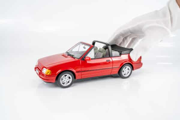 Otto Mobile 1:18 Ford Escort Mk4 XR3i Cabriolet Red 1986 (OT1254) Limited Edition Resin Model 12 Otto Mobile 1:18 Ford Escort Mk4 XR3i Cabriolet Red 1986 (OT1254) Limited Edition Resin Model