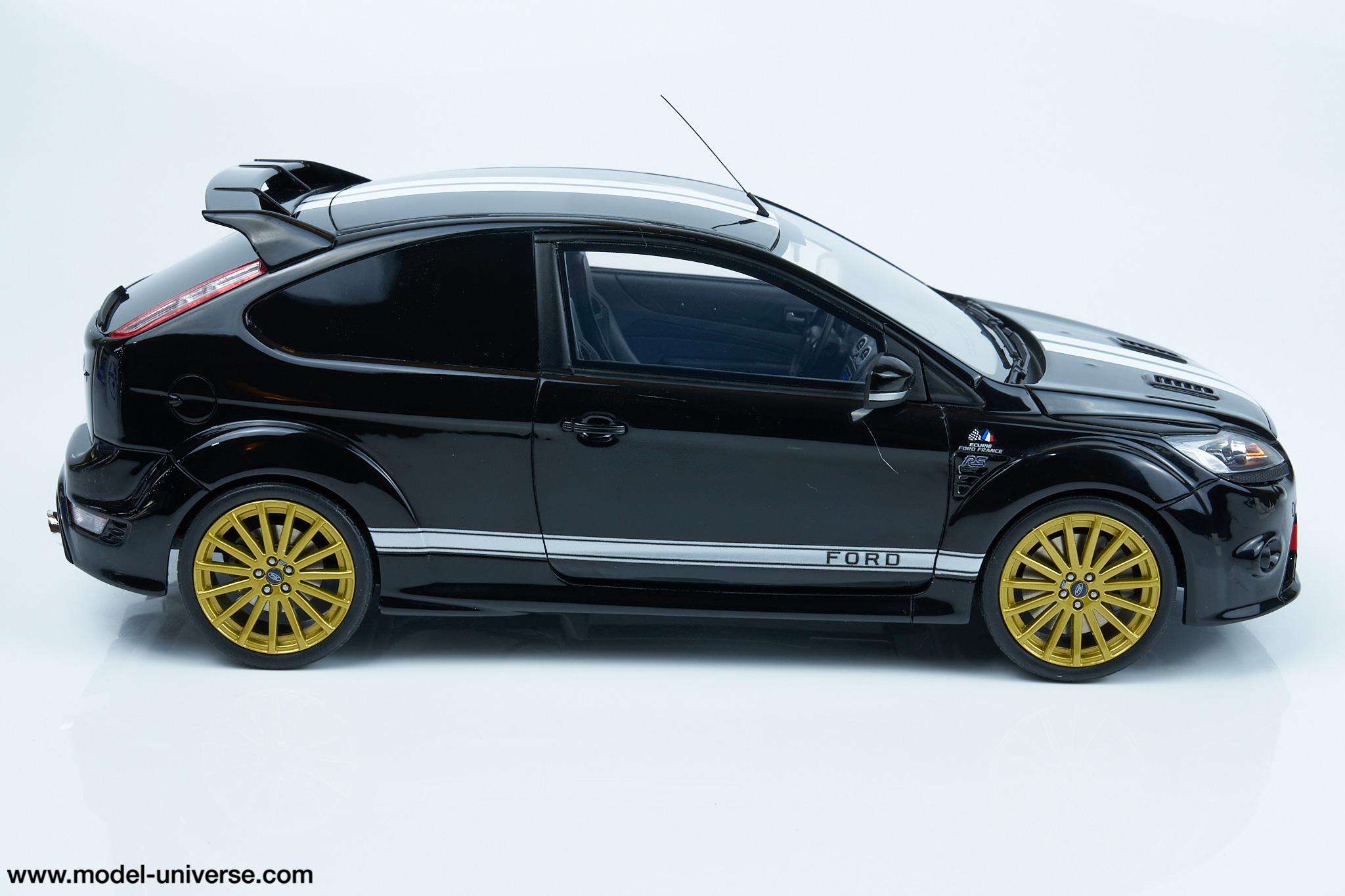 フォード フォーカス RS MK2 ル・マン 2010 1/18 オットー Ottomobile 1:18 Ford Focus Mk2 RS LeMans Tribute 2010 white