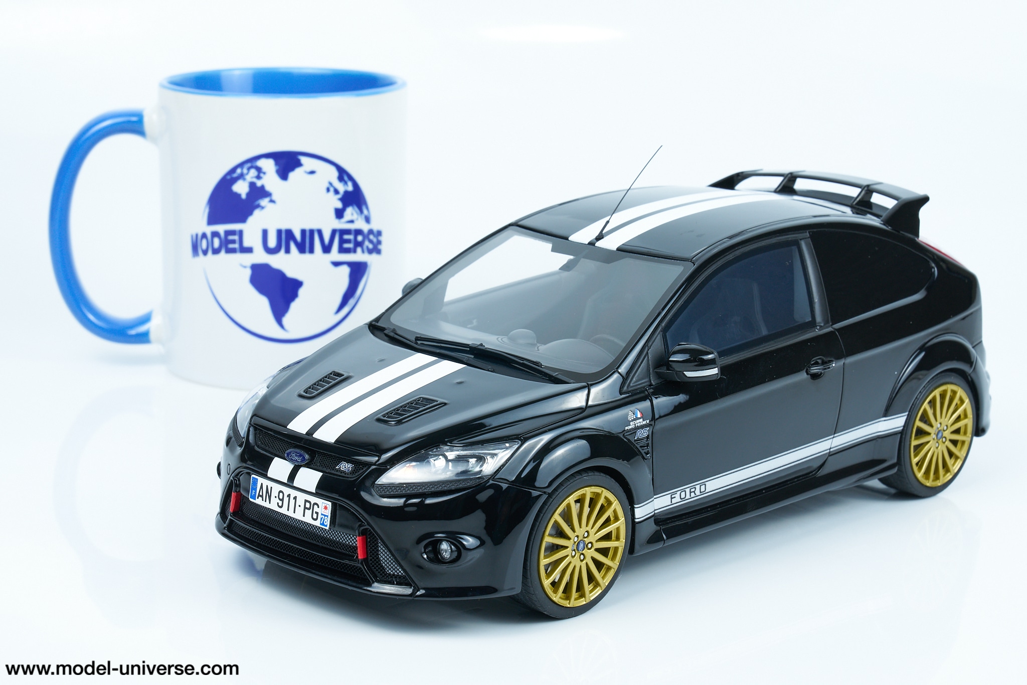 Otto Mobile - 1:18 Ford Focus RS (Mk.2) Le Mans Black 2010