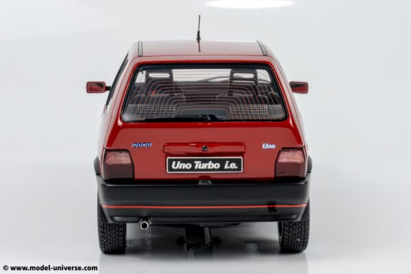 Otto Mobile - 1:18 Fiat Uno Turbo i.e Racing Red 1990 - Limited