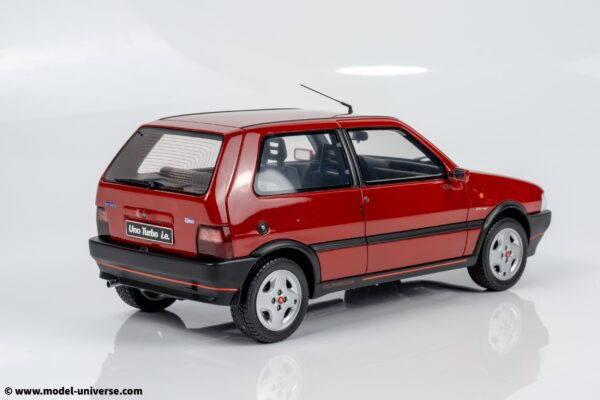Otto Mobile - 1:18 Fiat Uno Turbo i.e Racing Red 1990 - Limited Edition Resin Model 14 Otto Mobile - 1:18 Fiat Uno Turbo i.e Racing Red 1990 - Limited Edition Resin Model