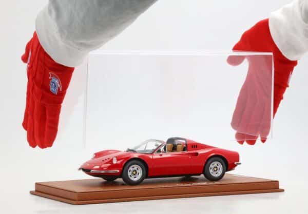 BBR 1:18 Ferrari Dino 246 GTS 1972 Rosso Corsa #322 (Beige Interior) (P18152A2) Limited Edition Resin Model 7 BBR 1:18 Ferrari Dino 246 GTS 1972 Rosso Corsa #322 (Beige Interior) (P18152A2) Limited Edition Resin Model