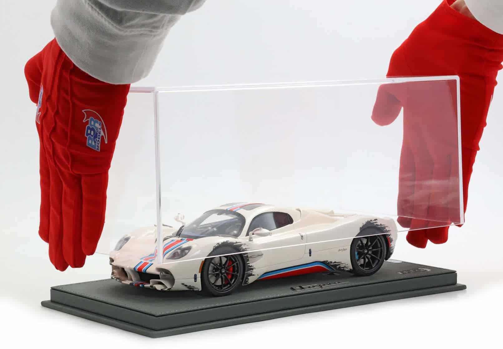 BBR 1:18 Pagani Utopia Coupe The Coyote (P18223P) Limited Edition Resin Model 2 BBR 1:18 Pagani Utopia Coupe The Coyote (P18223P) Limited Edition Resin Model - Image 2