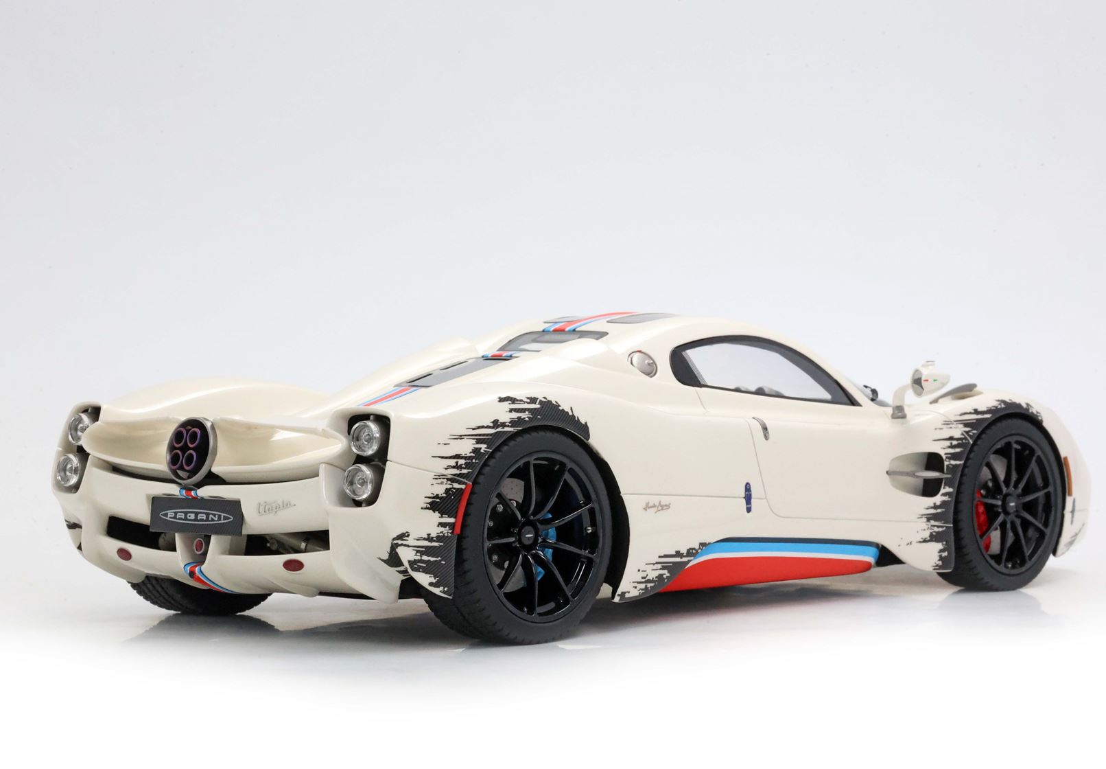 BBR 1:18 Pagani Utopia Coupe The Coyote (P18223P) Limited Edition Resin Model 6 BBR 1:18 Pagani Utopia Coupe The Coyote (P18223P) Limited Edition Resin Model - Image 6