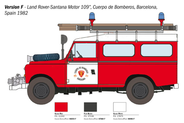 Italeri - 1:24 Land Rover Fire Truck (3660) Model Kit