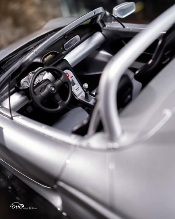 Renault Spider Titan Grey 1999 - 1:18 Scale Limited Edition Resin Model by Otto Mobile