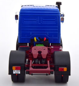 Road Kings - 1:18 Mercedes NG 1632 1973 Blue/Dark Red (Limited Edition) |  Model Universe