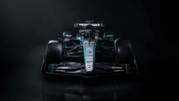 Minichamps - 1:18 Mercedes AMG Petronas F1 W15 E Performance George Russell 2024