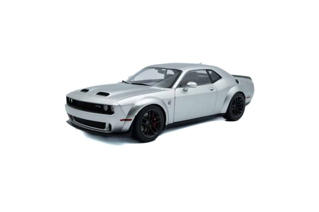 New model arrivals at model-universe.com include Werk83's Porsche 917 "Pink Pig", KK Scale's "Miami Vice" Ferrari Testarossa and many more ... 26 Dodge Challenger SRT Hellcat Redeye Widebody Triple Nickel 2023 - 1:18 Scale Diecast Model by Solido
