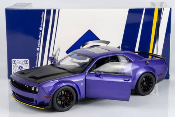 Solido 1:18 Dodge Challenger SRT Hellcat Widebody Purple 2020 (1805714) Diecast Model