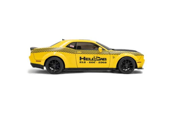 Solido 1:18 Dodge Challenger SRT Hellcat Redeye Widebody NYC Hellcab 2023 Yellow (S1805716) Diecast Model 10 Solido 1:18 Dodge Challenger SRT Hellcat Redeye Widebody NYC Hellcab 2023 Yellow (S1805716) Diecast Model
