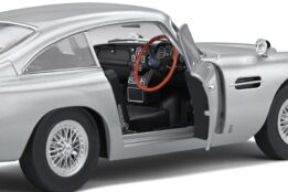 Solido 1/18 Aston Martin DB5 Silver Diecast Model Car S1807101