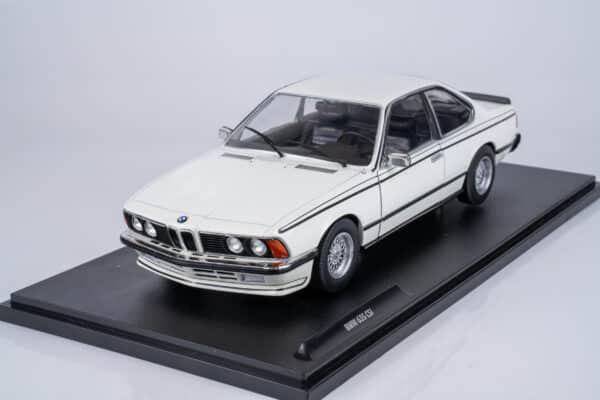Solido 1:18 BMW 635 CSI (E24) Hartge White 1984 (S1810304) Diecast Model 10 Solido 1:18 BMW 635 CSI (E24) Hartge White 1984 (S1810304) Diecast Model