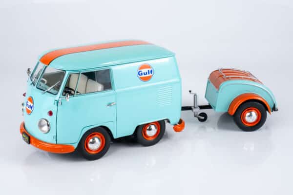 Solido 1:18 Volkswagen T1 Kool Kombi Gulf Livery 2024 (S1810908) Diecast Model 9 Solido 1:18 Volkswagen T1 Kool Kombi Gulf Livery 2024 (S1810908) Diecast Model