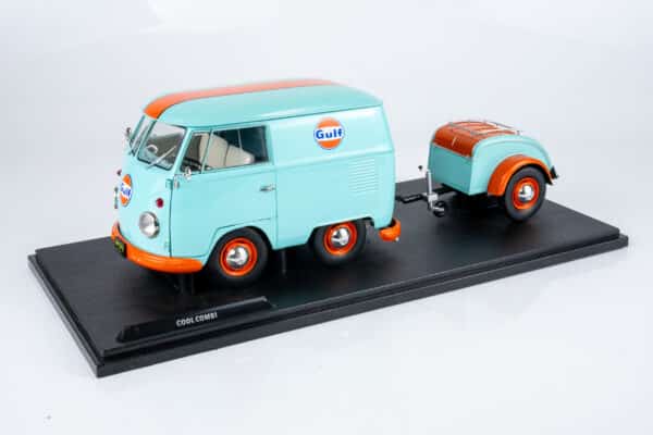 Solido 1:18 Volkswagen T1 Kool Kombi Gulf Livery 2024 (S1810908) Diecast Model 8 Solido 1:18 Volkswagen T1 Kool Kombi Gulf Livery 2024 (S1810908) Diecast Model