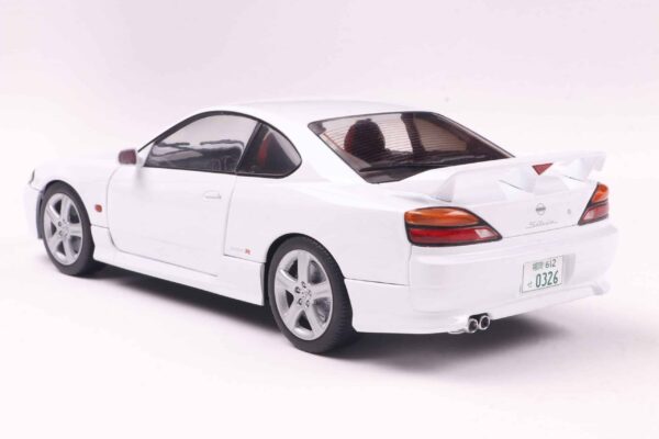 Solido - 1:18 Nissan Silvia S15 SPEC-R Aero Aspen White 1999 - Diecast Model 14 Solido - 1:18 Nissan Silvia S15 SPEC-R Aero Aspen White 1999 - Diecast Model