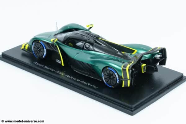 Spark - 1:43 Aston Martin Valkyrie AMR Pro 2022 Green - Resin Model