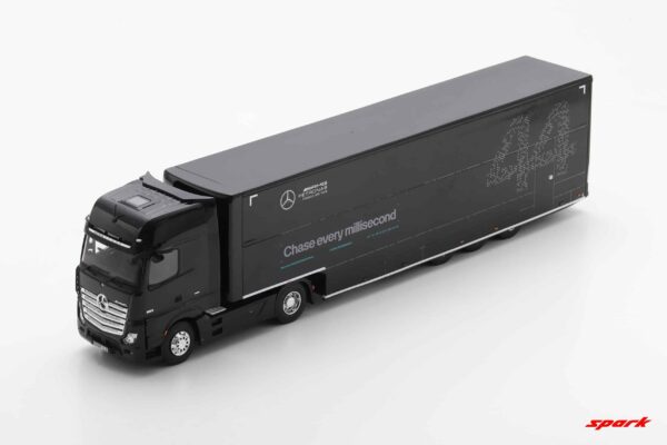 Spark - 1:43 Mercedes Actros F1 Team Transporter Mercedes-AMG Petronas 2024 - Resin Model