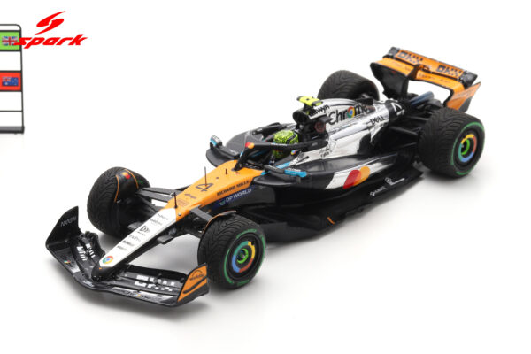 Spark 1:43 McLaren MCL39 No.4 Lando Norris Winner British GP 2025 with Pitboard (S9596) Resin Model