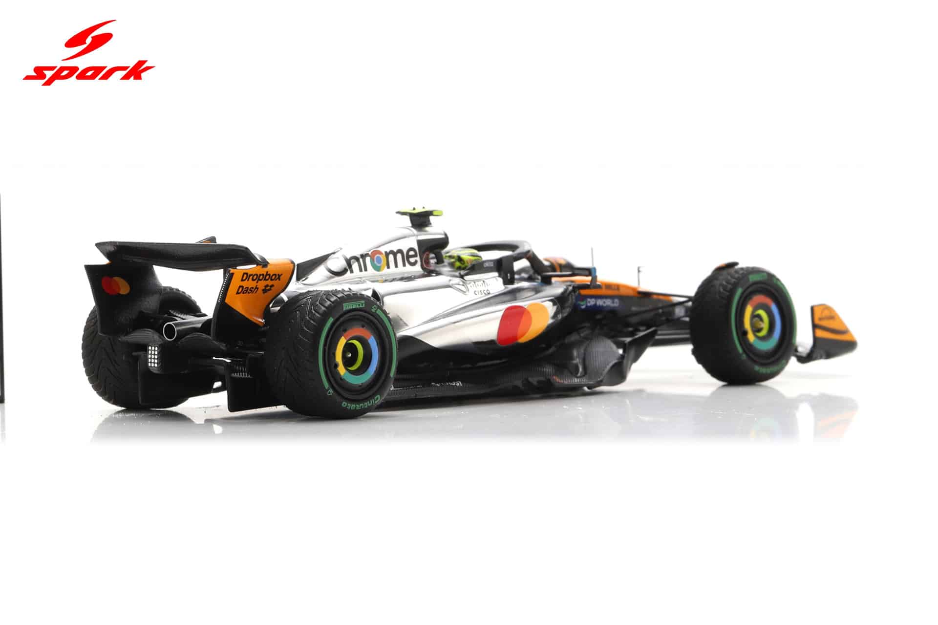 Spark 1:43 McLaren MCL39 No.4 Lando Norris Winner British GP 2025 with Pitboard (S9596) Resin Model 6 Spark 1:43 McLaren MCL39 No.4 Lando Norris Winner British GP 2025 with Pitboard (S9596) Resin Model - Image 6