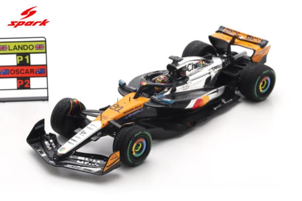 Spark 1:43 McLaren MCL39 No.81 Oscar Piastri 2nd British GP 2025 with Pitboard (S9597) Resin Model 15 Spark 1:43 McLaren MCL39 No.81 Oscar Piastri 2nd British GP 2025 with Pitboard (S9597) Resin Model