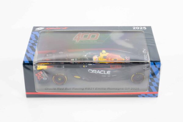 Spark - 1:43 Red Bull Racing RB21 No.22 Yuki Tsunoda "Red Bull 400th Race" Imola GP 2025 - Resin Model 5 Spark - 1:43 Red Bull Racing RB21 No.22 Yuki Tsunoda
