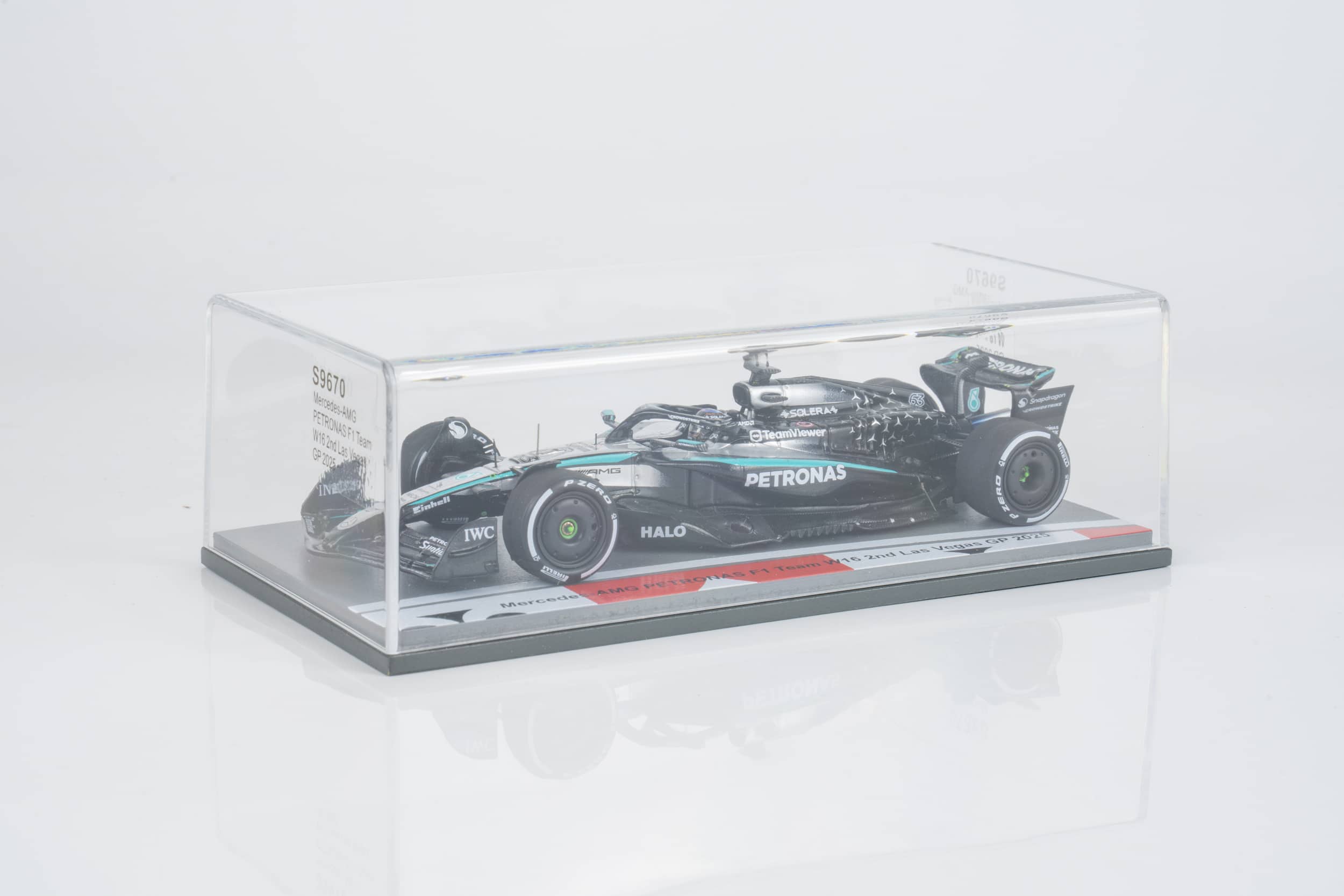 Spark 1:43 Mercedes-AMG F1 W16 No.63 George Russell 2nd Las Vegas GP 2025 (150th GP) (S9670) Resin Model 3 Spark 1:43 Mercedes-AMG F1 W16 No.63 George Russell 2nd Las Vegas GP 2025 (150th GP) (S9670) Resin Model - Image 3