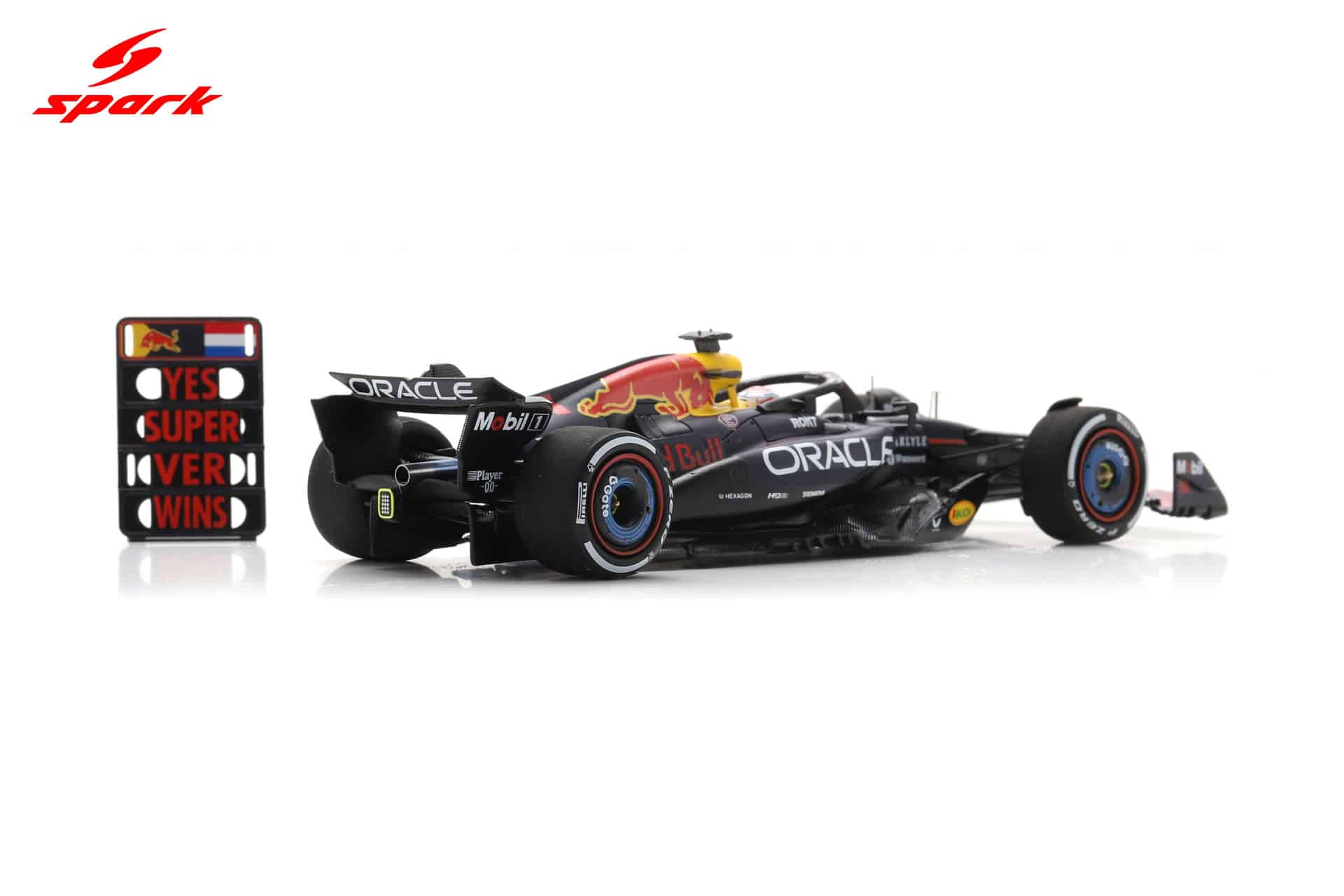 Spark 1:43 Red Bull Racing RB21 No.1 Max Verstappen Winner Abu Dhabi GP 2025 (S9677) Resin Model 8 Spark 1:43 Red Bull Racing RB21 No.1 Max Verstappen Winner Abu Dhabi GP 2025 (S9677) Resin Model - Image 8