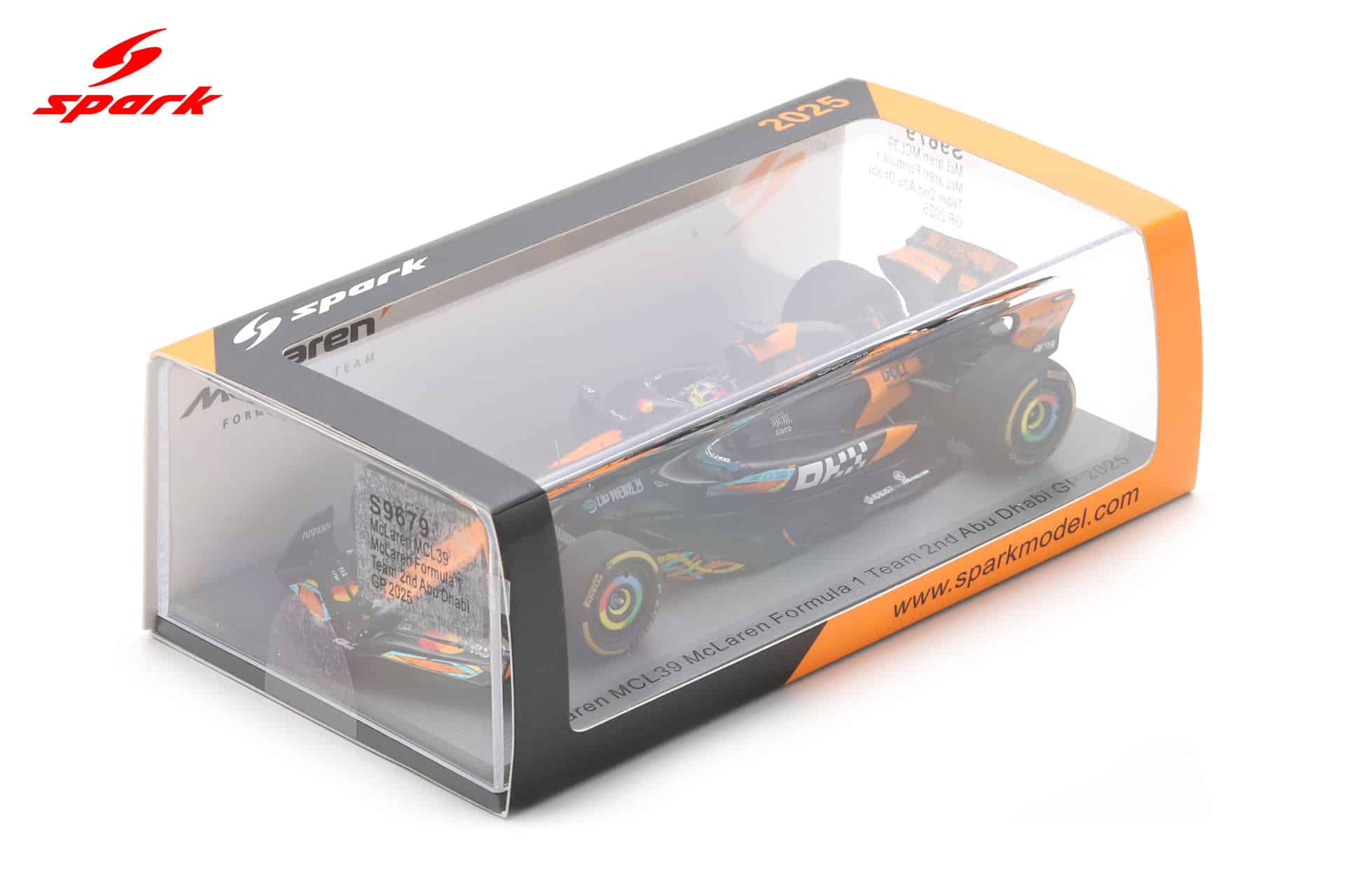 Spark 1:43 McLaren MCL39 No.81 Oscar Piastri 2nd Abu Dhabi GP 2025 (S9679) Resin Model 2 Spark 1:43 McLaren MCL39 No.81 Oscar Piastri 2nd Abu Dhabi GP 2025 (S9679) Resin Model - Image 2