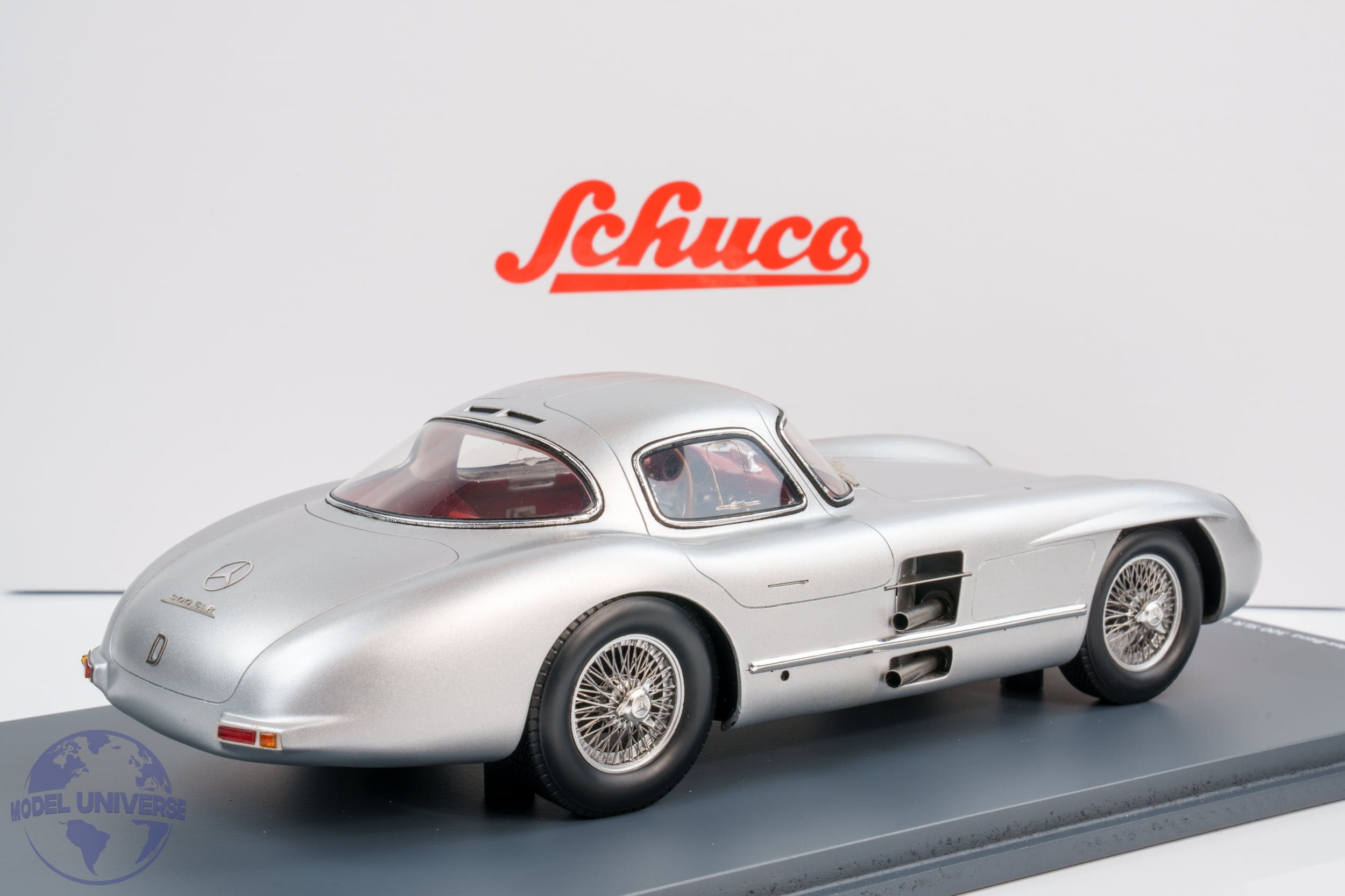 Schuco 1:18Mercedes 300 SLR ウーレンハウト クーペ 1955年 シルバー