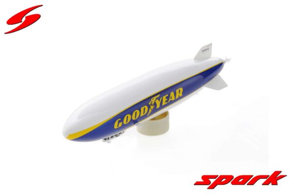 spark - 1:400 goodyear blimp