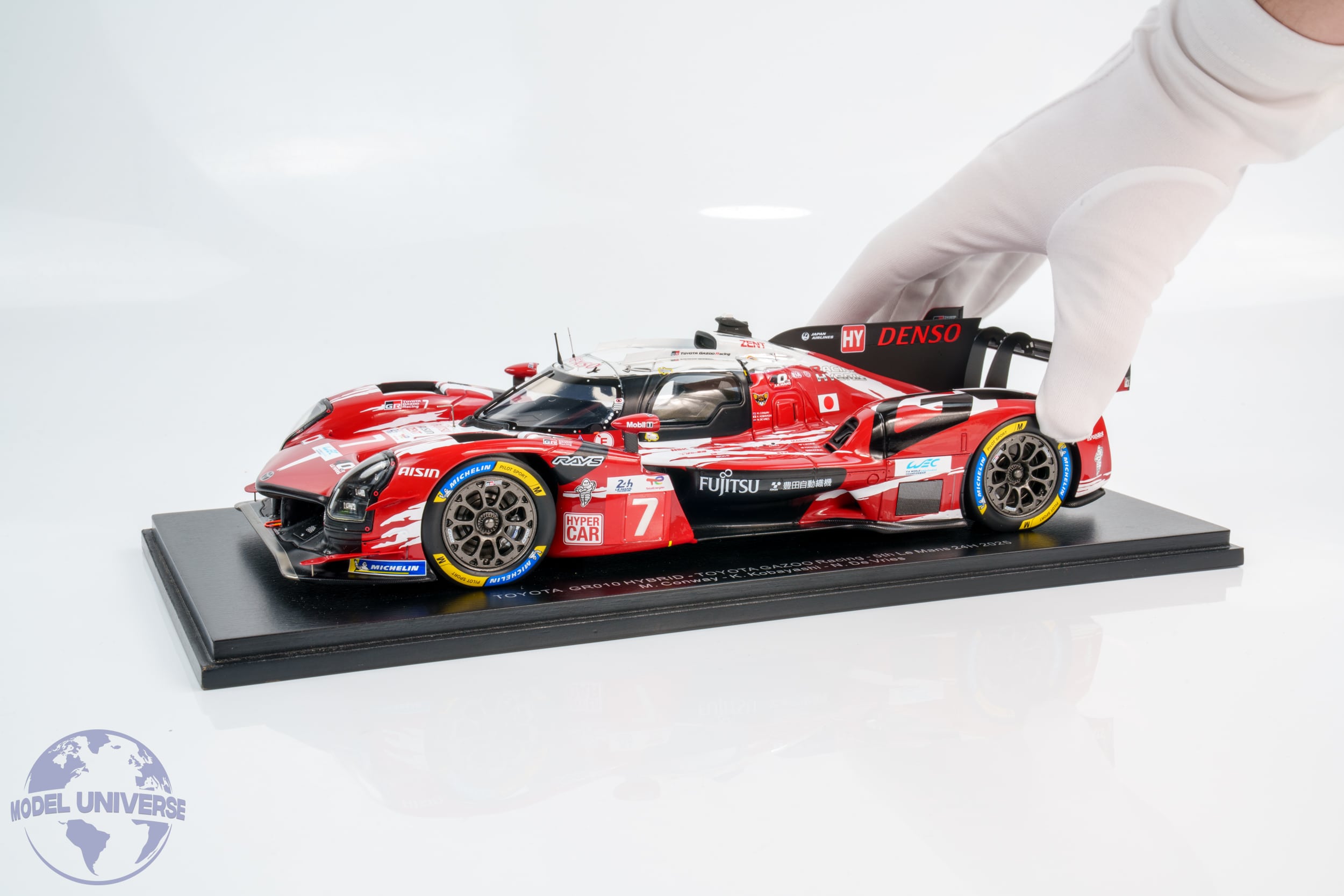 Spark :18 トヨタ GR010 ハイブリッド No.7 ル・マン2025 レジンモデル